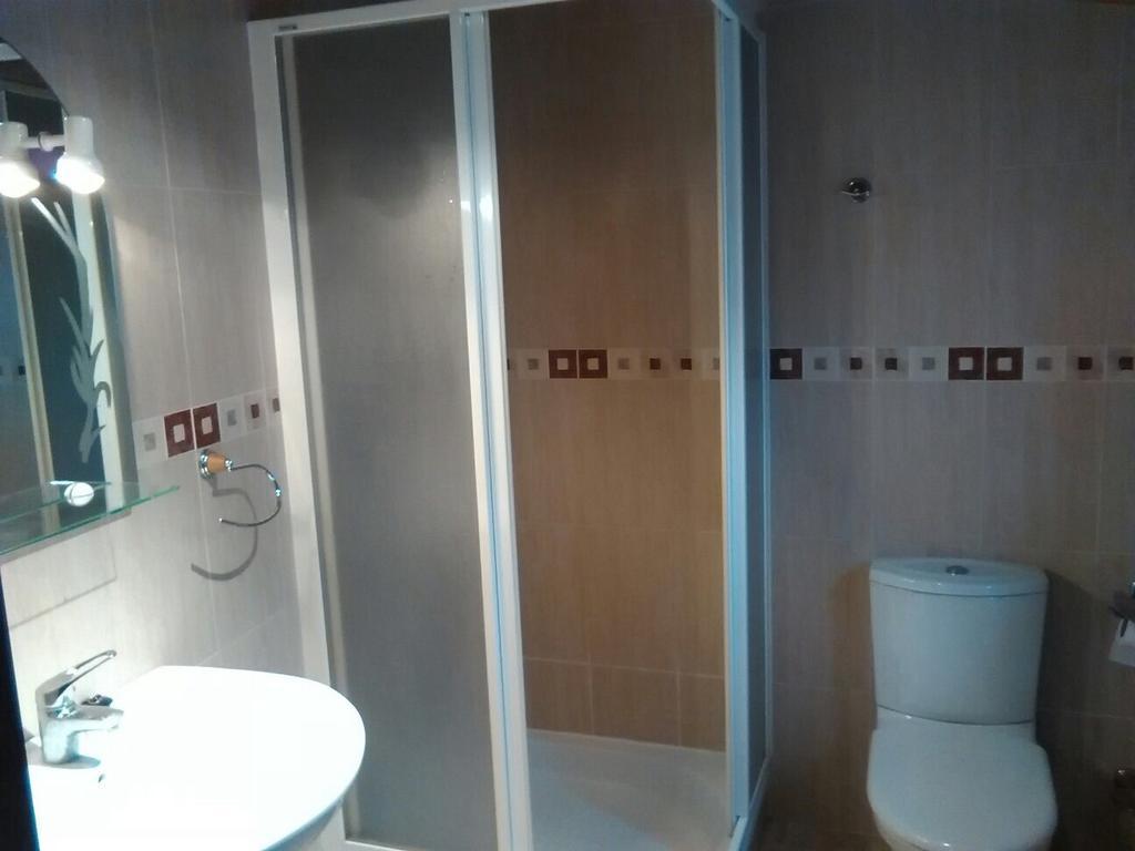 Apartamentos Turisticos Rosario กามาเรนา เด ลา เซียรา ห้อง รูปภาพ